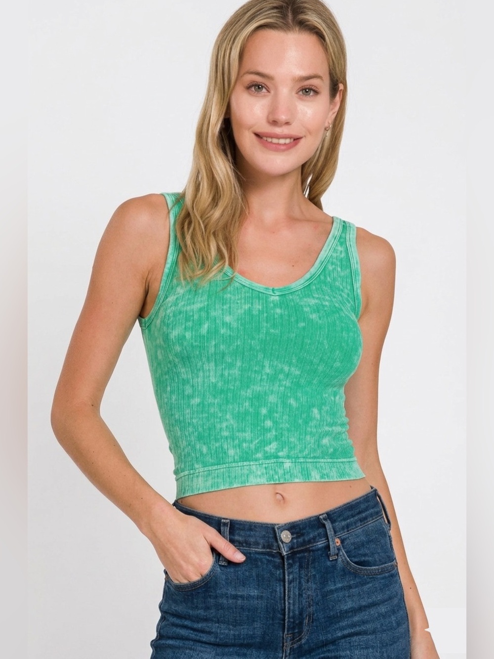 Zenana Washed Ribbed Seamless Cropped V-neck Tank Top - Picture 2 of 4